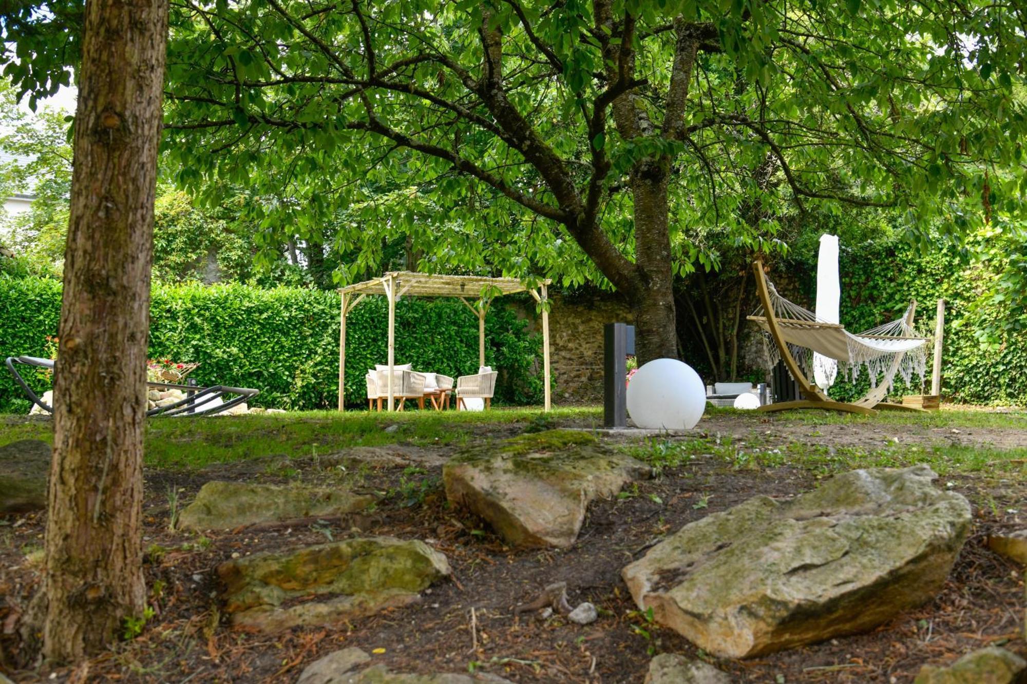 Hotel Enjoy Garden Vierzon Zewnętrze zdjęcie